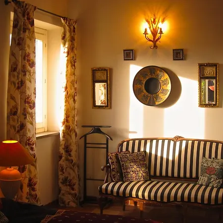 Casa Del Tesoro